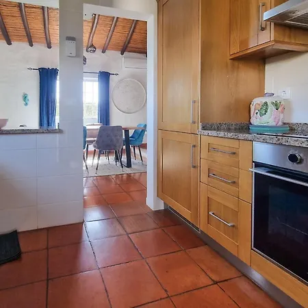 Villa 2 Vale De Ursa - Swimming Pool - Wifi - By Bedzy *