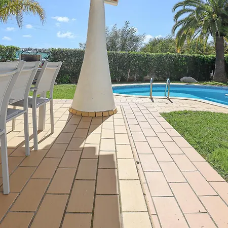 Villa 2 Vale De Ursa - Swimming Pool - Wifi - By Bedzy Guia (Faro)