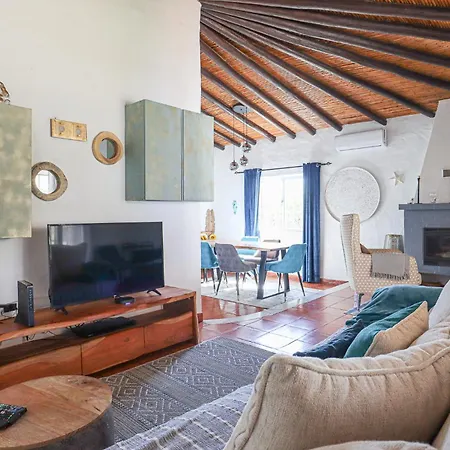Villa 2 Vale De Ursa - Swimming Pool - Wifi - By Bedzy