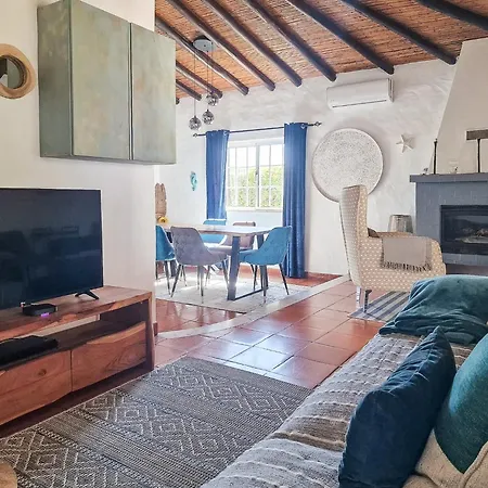 2 Vale De Ursa - Swimming Pool - Wifi - By Bedzy Guia (Faro)